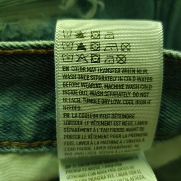 AMERICAN Eagle Light Wash High Rise Skinny Distressed Mom Denim Jeans Size 6 - Picture 11 of 11